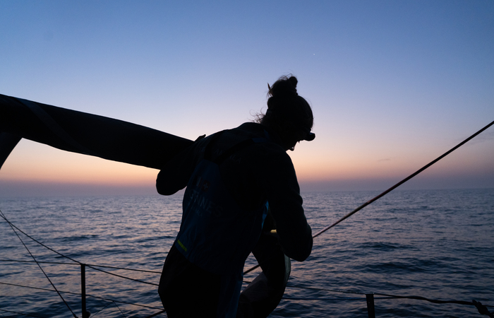 The Ocean Race Europe 2025 : quand musique, manœuvres, embruns et réglages rythment le quotidien du Team AMAALA