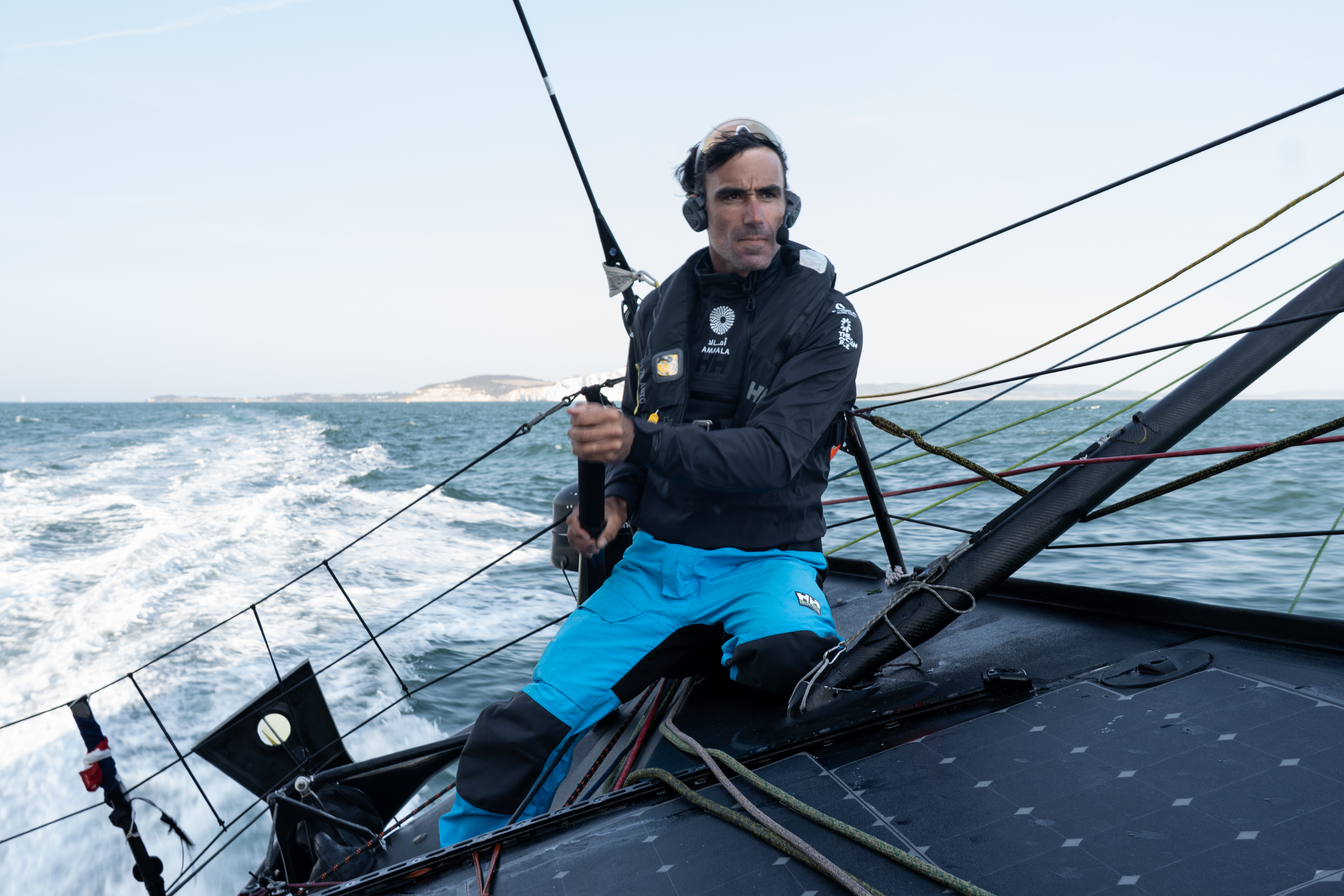 the-ocean-race-europe-etape-2-un-depart-sublime-avant-de-plonger-dans-le-vif-du-sujet